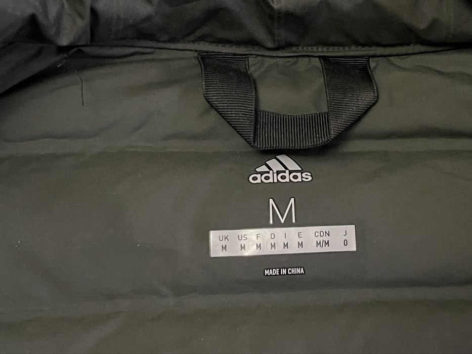 Демісезонна куртка Адідас, оригінал, розмір М