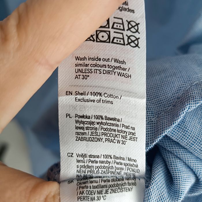 Damska koszula, bez rękawów, dekolt zapinany na guziki, rozmiar 34/XS