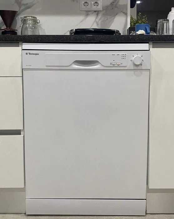 Máquina lava loiça Tecnogas - Como Nova