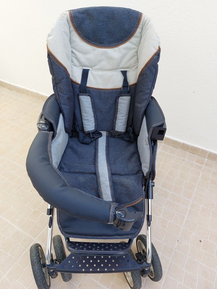 Carrinho de bebé