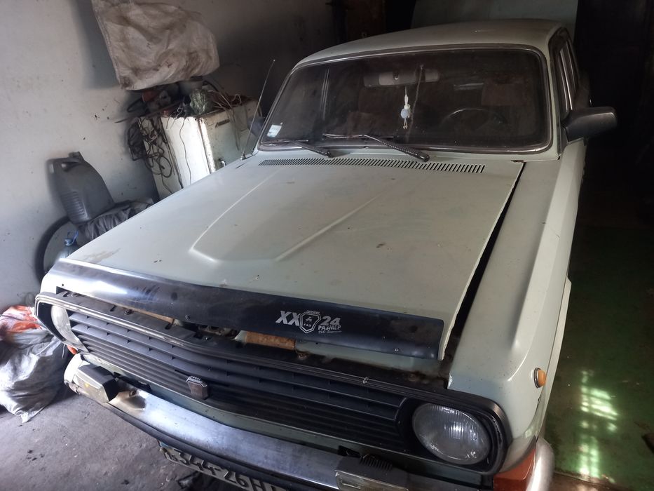 Автомобиль Волга 2410