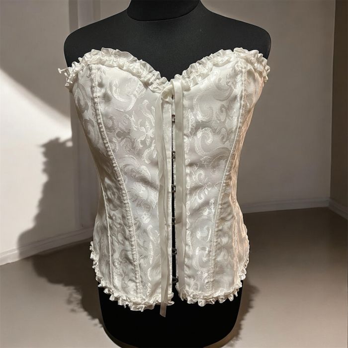 Трендовий корсет