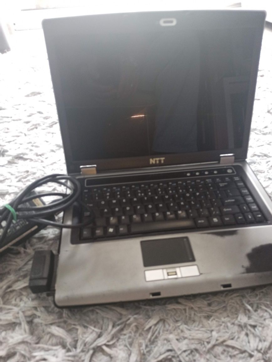 Laptop corrino 605 i