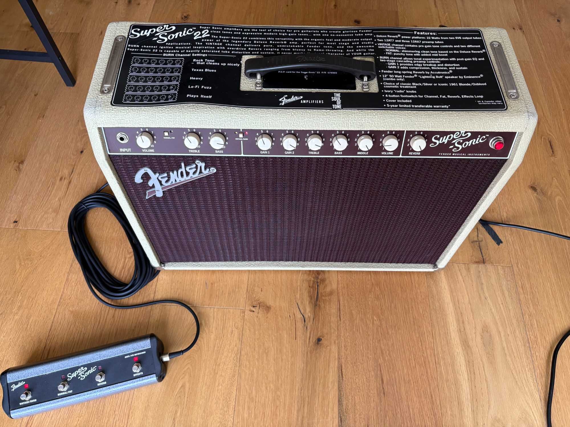 Fender SuperSonic 22 W Combo