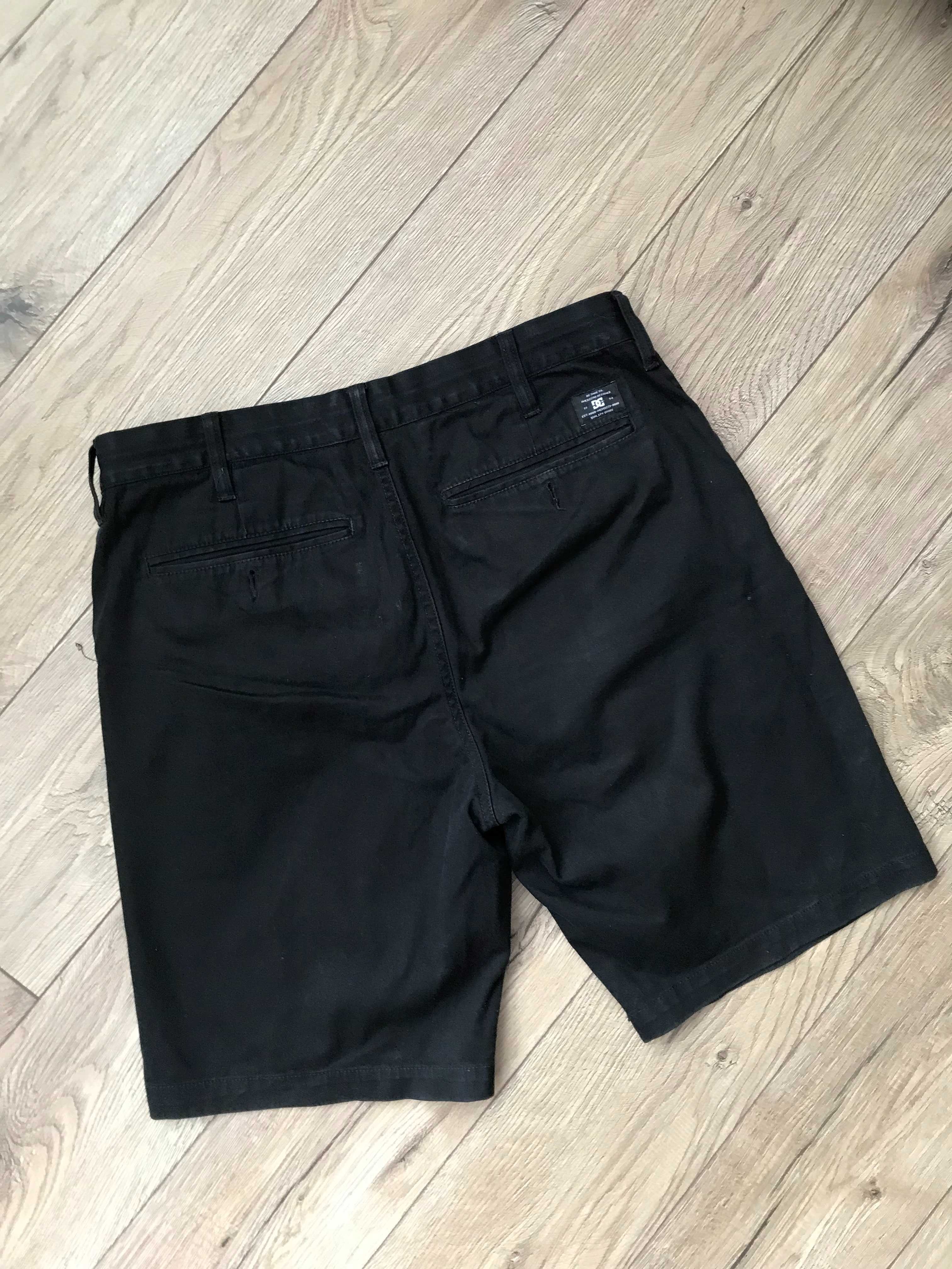 Spodenki DC* rozm. M ( 48' W32)