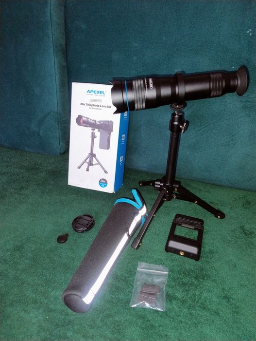 Zestaw teleobiektywu Apexel 36x do smartfona (APL-JS36XJJ020).