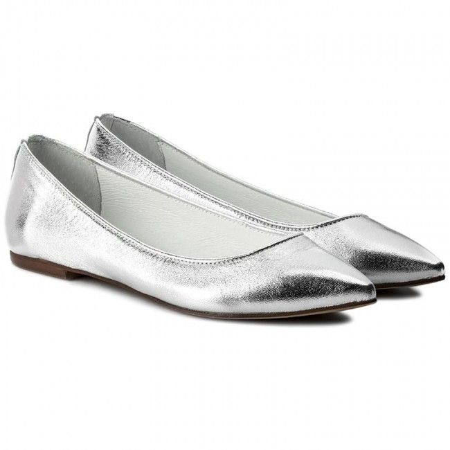 Modne, srebrne balerinki damskie - idealne na wesele!