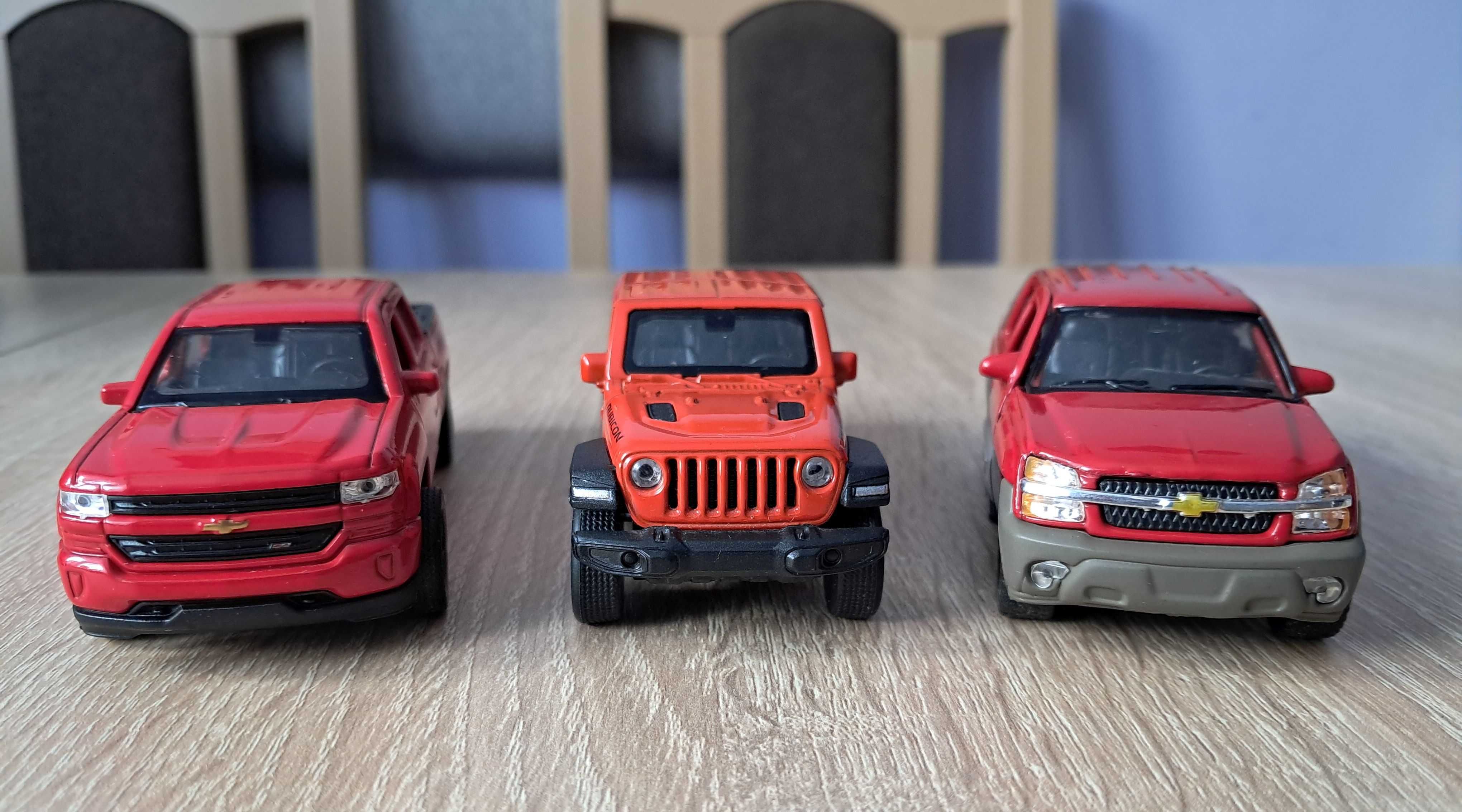 Dwa Chevrolety i Jeep Pickup skala 1:34 Welly