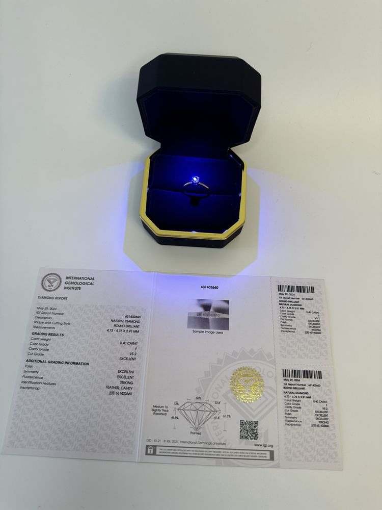 Pierścionek z naturalnym diamentem/brylantem 0,4 ct VS2 F, IGI, 3xEx