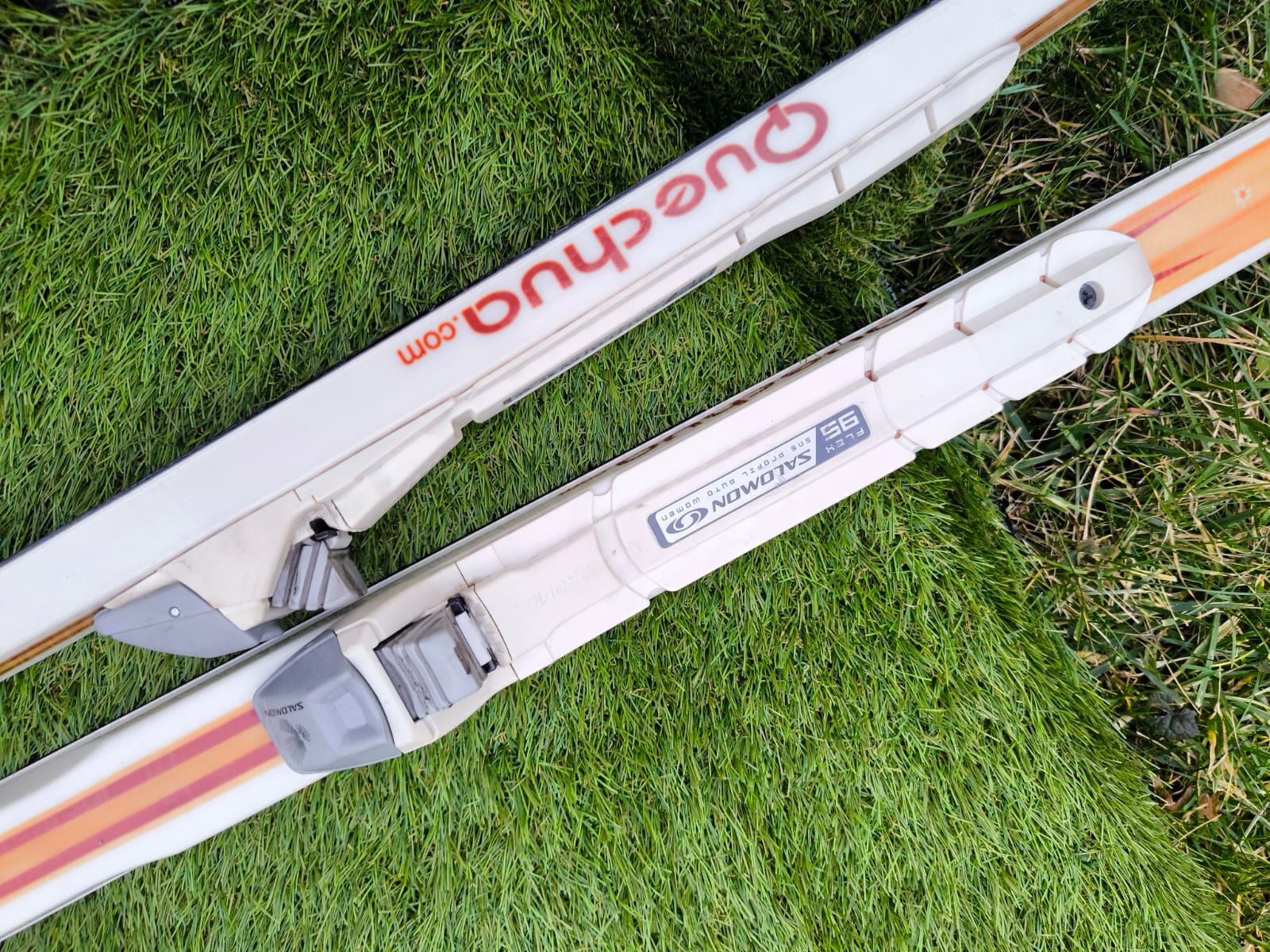 Nowoczesne narty biegowe biegówki Decathlon Quechua 166 cm z łuską