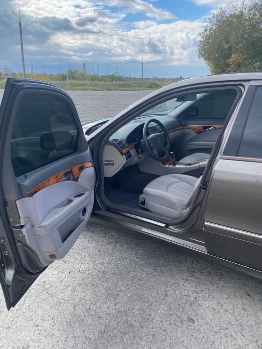 Mercedes-Benz E-Class 2007