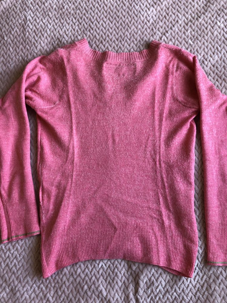 Sweterek różowy