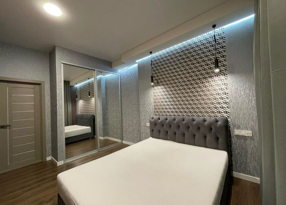 Сдаю 2к. квартиру ЖК Дом на Титова верх Поля