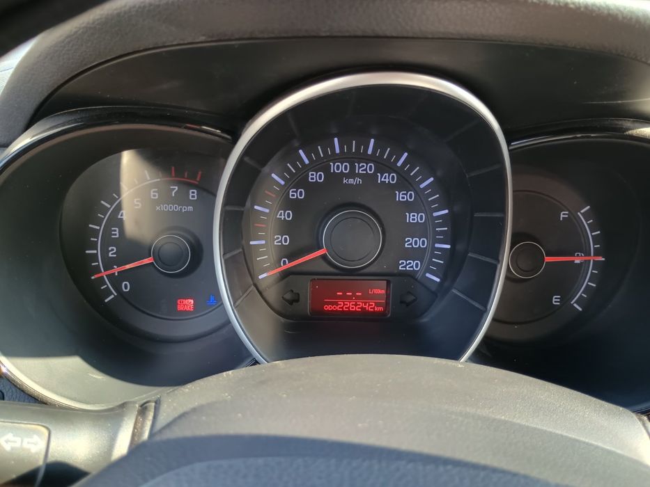 Продам Kia Rio 2012