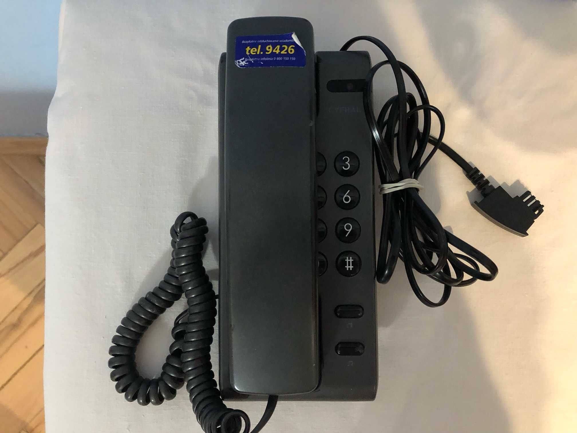 Telefon przewodowy  Cyfral C-882 T/P z okresu PRL