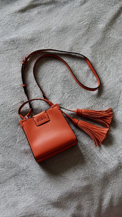 Сумка шкіряна Guess