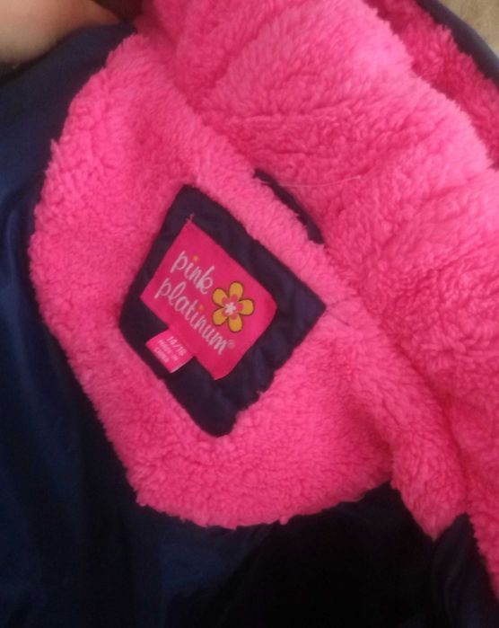 нова брендова курточка куртка модного цвета оригінал pink platinum