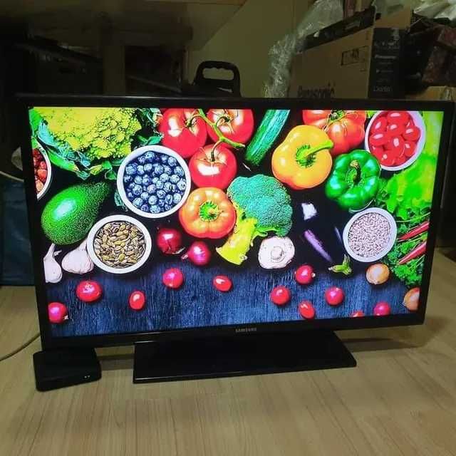 TV - Samsung UE32F5000AW (32") - 81.3cm - Full HD (1080p)