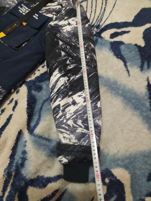 Продам куртку, весна-осень,на мальчика прдростка.