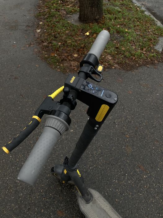 Електросамокат Ninebot 22km/h