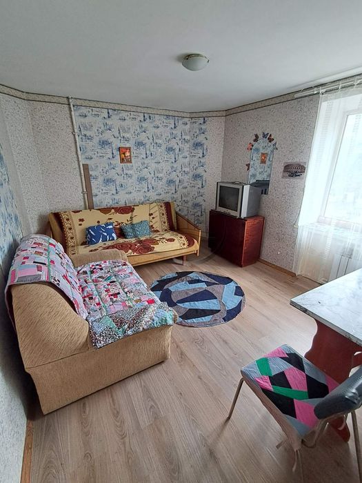 Здам 1 кімнатну гостинку, Салтівка 535 мкрн (+ лічильники)