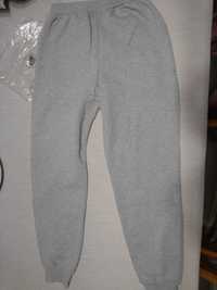 Spodnie dresowe ellesse SGC07458 Jogginghose Queenstown Jog M