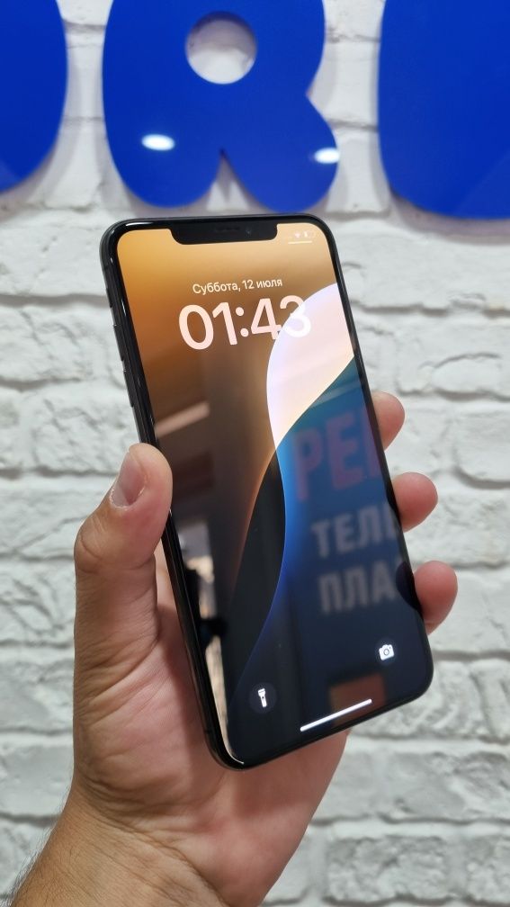 iPhone XS Max,64 gb ,6000грн.