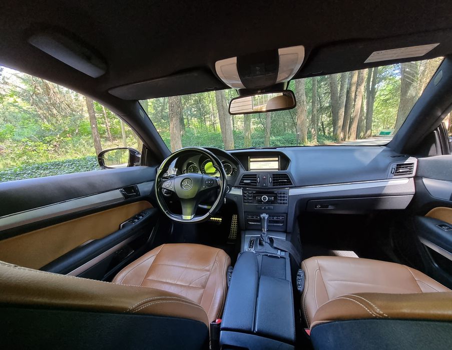 Mercedes e250 coupe