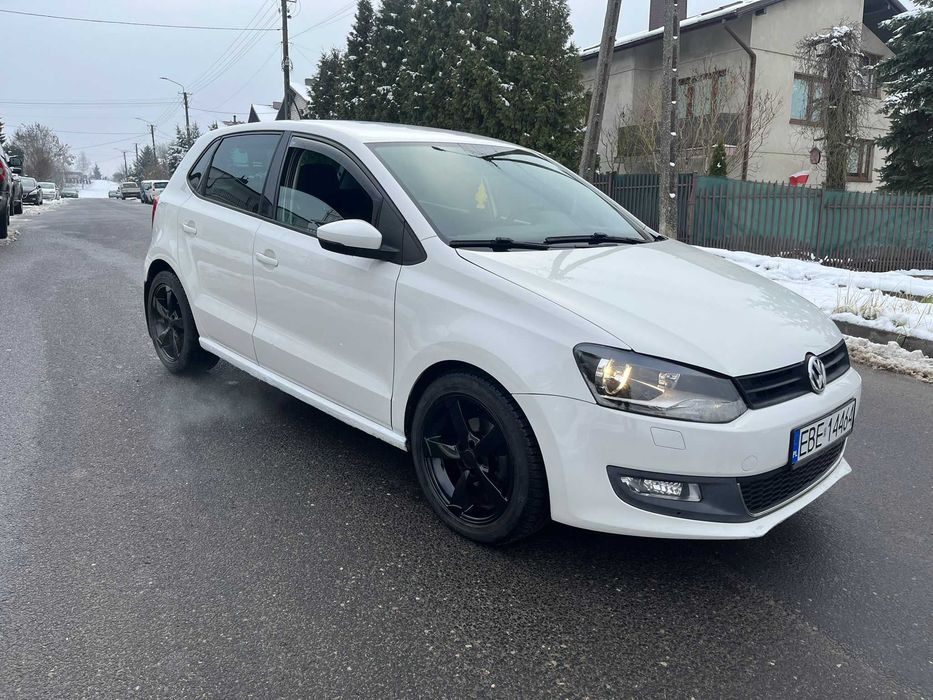 VW Polo 5 Drzwi 2011 rok 1.6 TDi Klimatronic Tempomat Grzane fotele