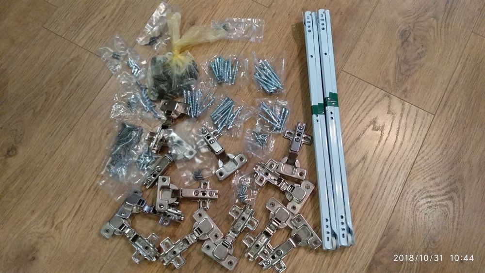 Продам фурнитуру к шкафу