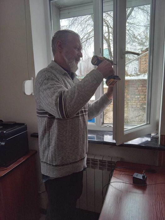 Обслуговування металопластикових вікон та дверей