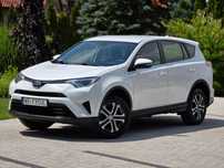 Toyota RAV4 4x4 Kupiłam auto w Polskim Salonie jest BEZWYPADKOWA Wystawiam Fakturę