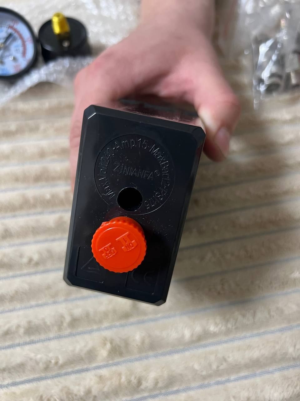 Пресостат до компресора, автоматика, реле тиску, 220V