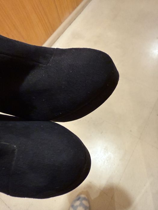 Botins novos, tamanho 37