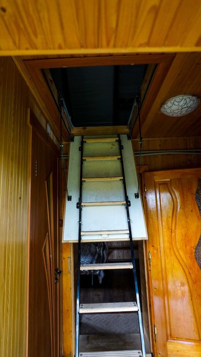 Продається затишний будинок з невеликою ділянкою в Карпатах