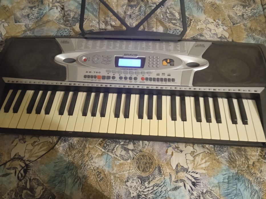 Синтезатор BravisKB-760