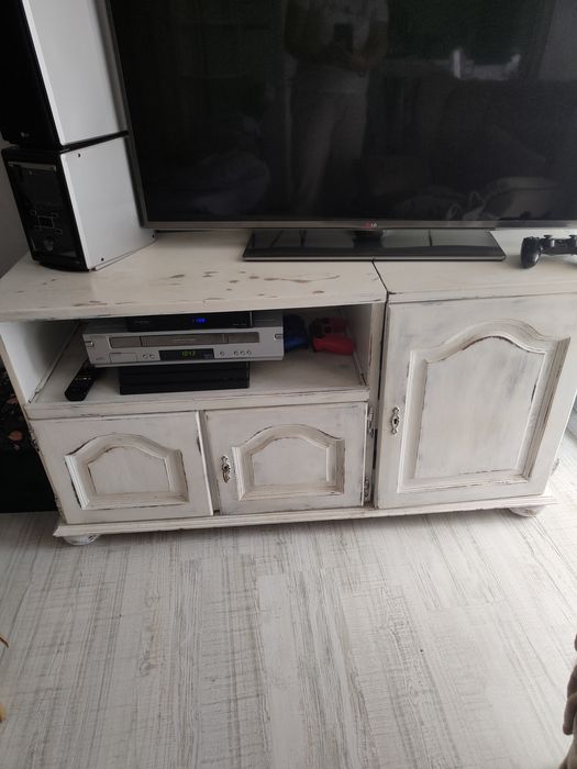 Witryna i szafka RTV dębowa