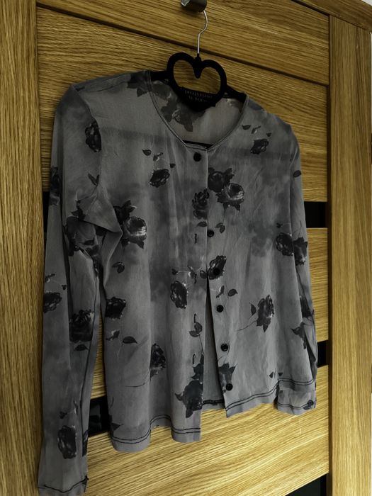 szara koszula siateczkowa