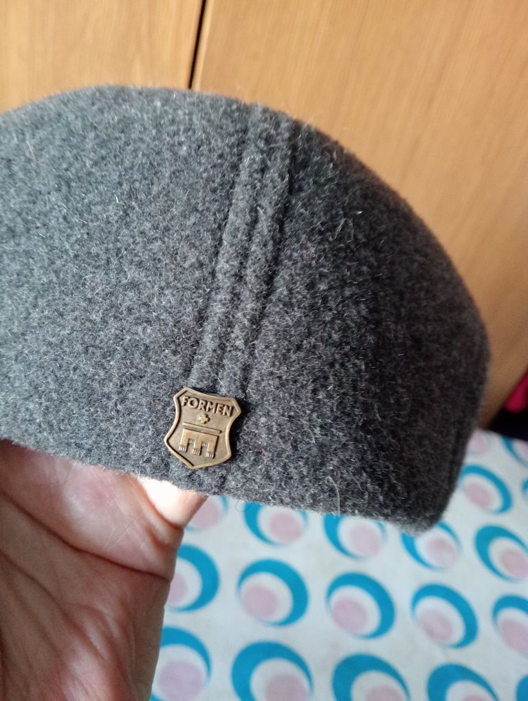 Czapka zimowa z daszkiem męska