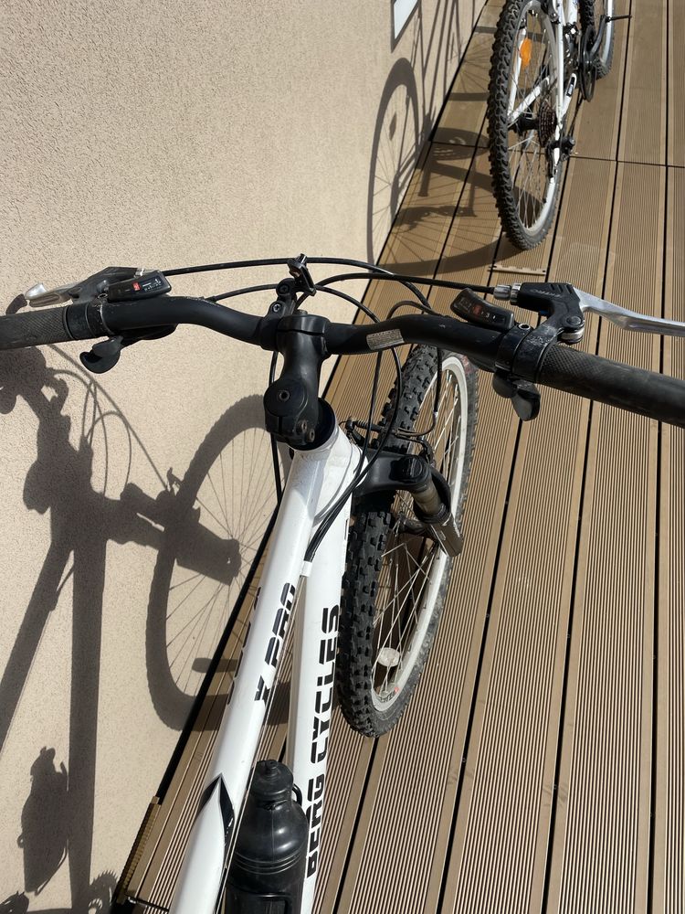 Bicicletas usadas conjunto
