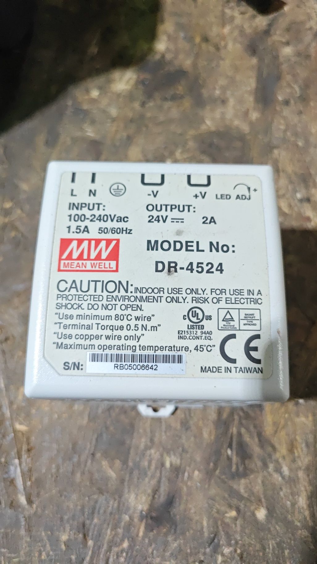 Блок живлення 24v.