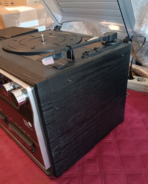 Програвач вінілу Auna 388-BT, BT, MP3, FM, SD, AUX, касета