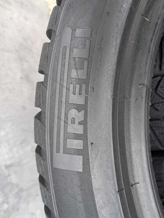 Резина зима 85% протектор Pirelli 235/45 R18 Sottozero 3 SEAL