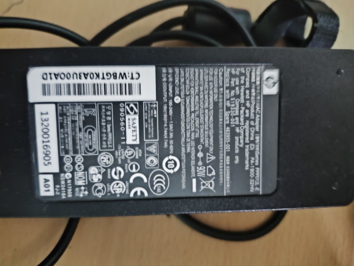 Блок живлення HP 90W (оригінал)