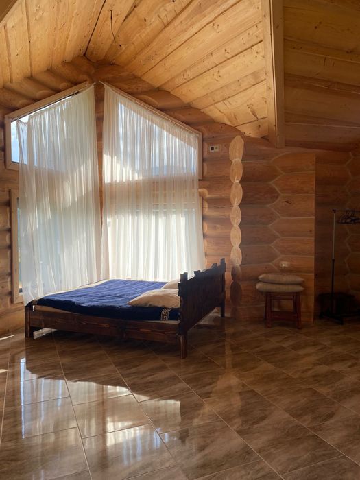 Здається затишний ЕКОбудиночок Микуличин