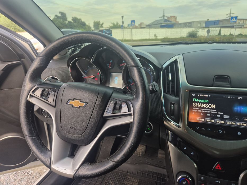 Продам Шевроле Круз