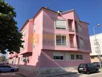 Apartamento T3 na Charneca da Caparica