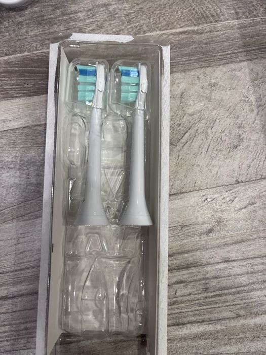 Зубна електрощітка Philips Sonicare