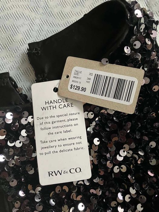 Платье фирменное от RW & CO