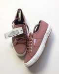 Superga   Круті кеди з міцного канвасу  Розмір 43